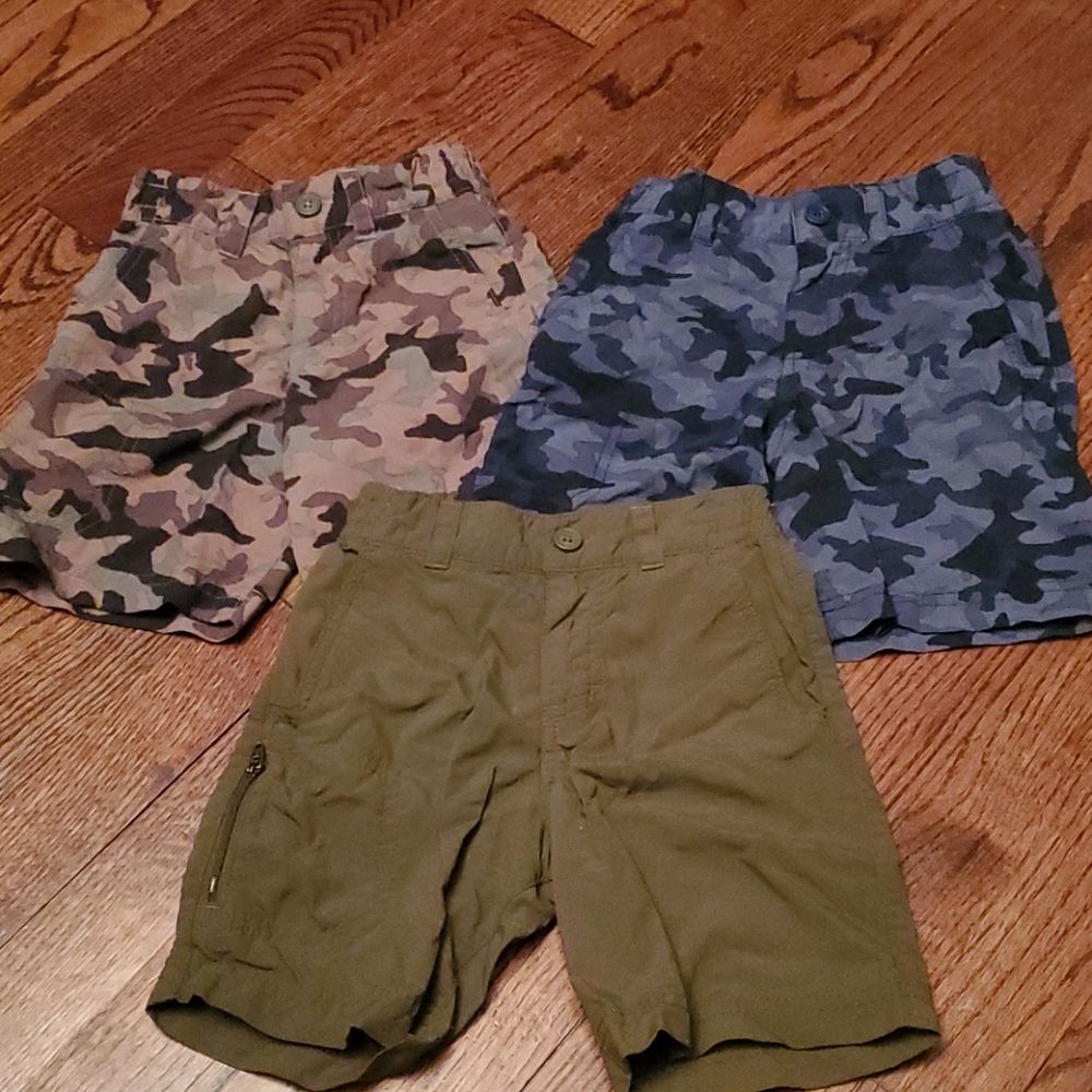 Columbia 3 pairs of shorts size 3T